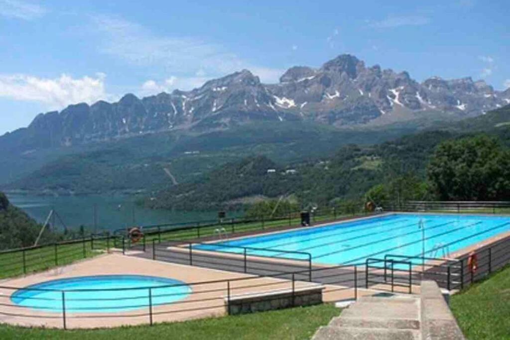 Atico Nuevo En El Pirineo Aragones