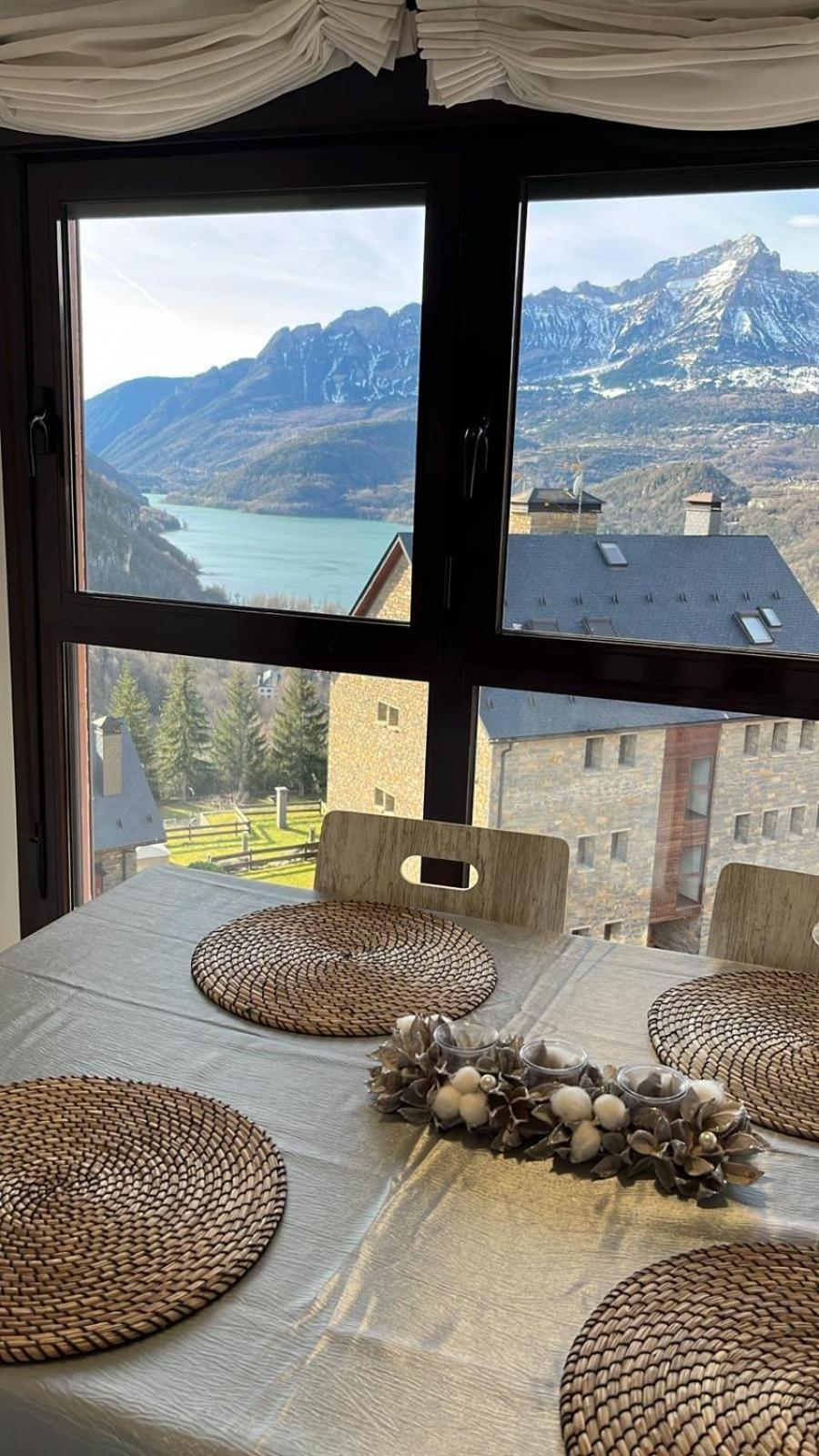 Atico Nuevo En El Pirineo Aragones Apartment